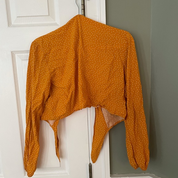 Medium Yellow Polka Dot Blouse - Picture 3 of 3